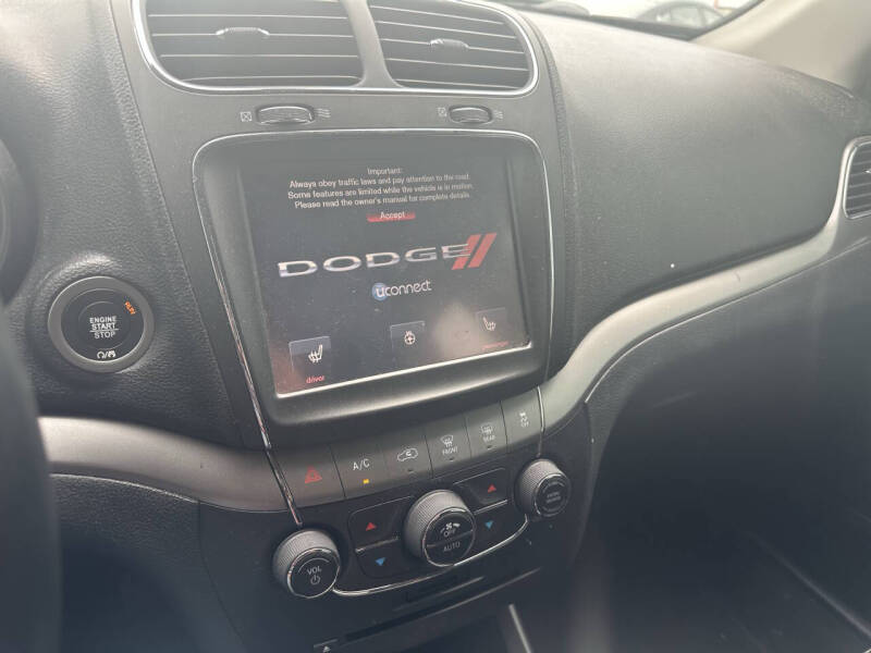 2018 Dodge Journey Crossroad