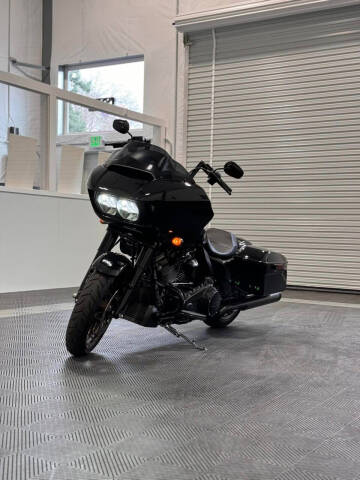 2022 Harley-Davidson Road Glide ST for sale at LV MOTORS in Woodinville, WA