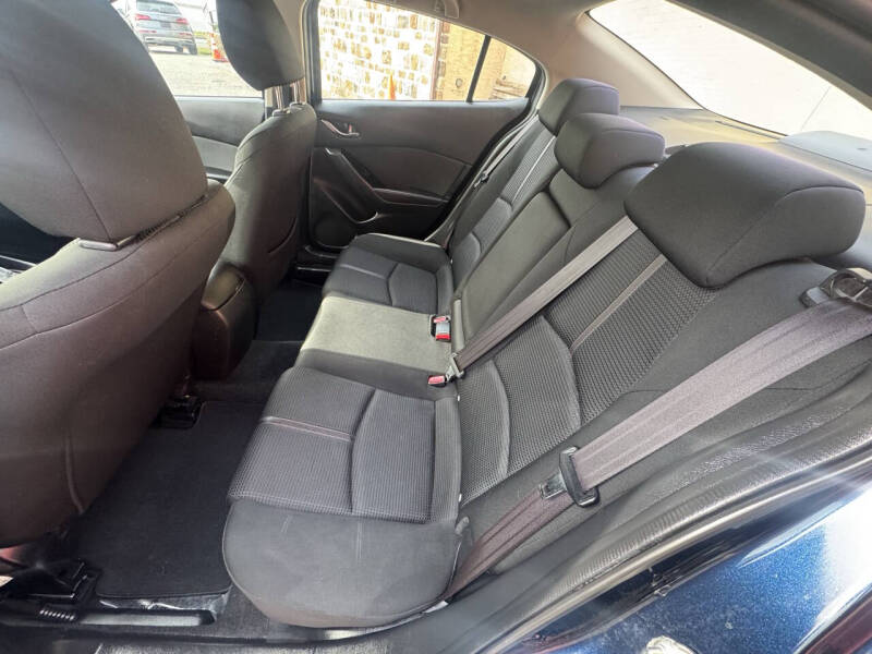 2017 Mazda MAZDA3 Sport