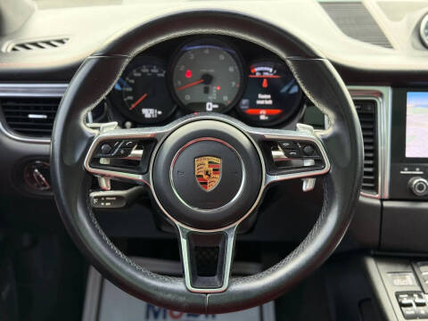 2018 Porsche Macan S