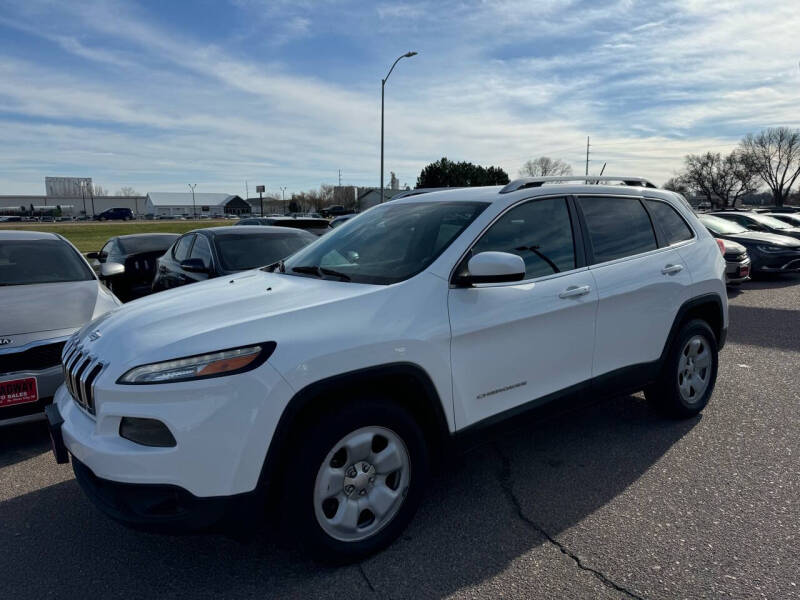 2014 Jeep Cherokee Latitude photo 2