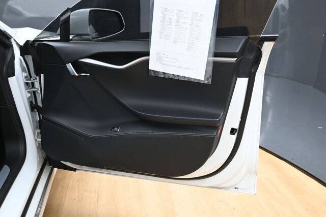 2020 Tesla Model S Performance