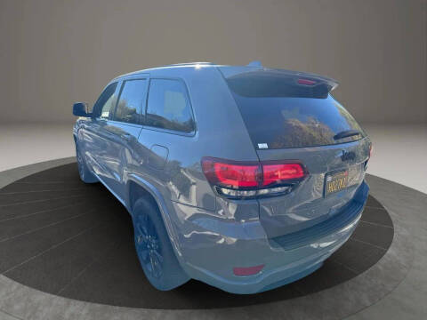 2020 Jeep Grand Cherokee Altitude