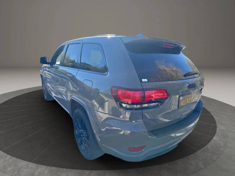 2020 Jeep Grand Cherokee Altitude