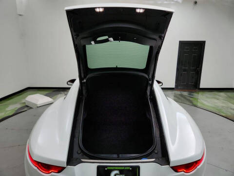 2015 Jaguar F-TYPE R