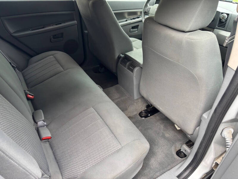 2005 Jeep Grand Cherokee Laredo