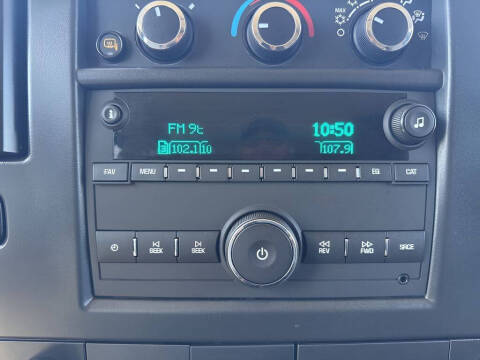 2025 Chevrolet Express LT 3500