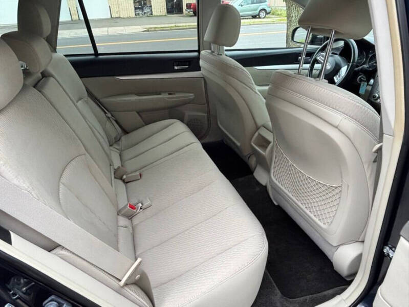 2012 Subaru Outback 2.5i Premium