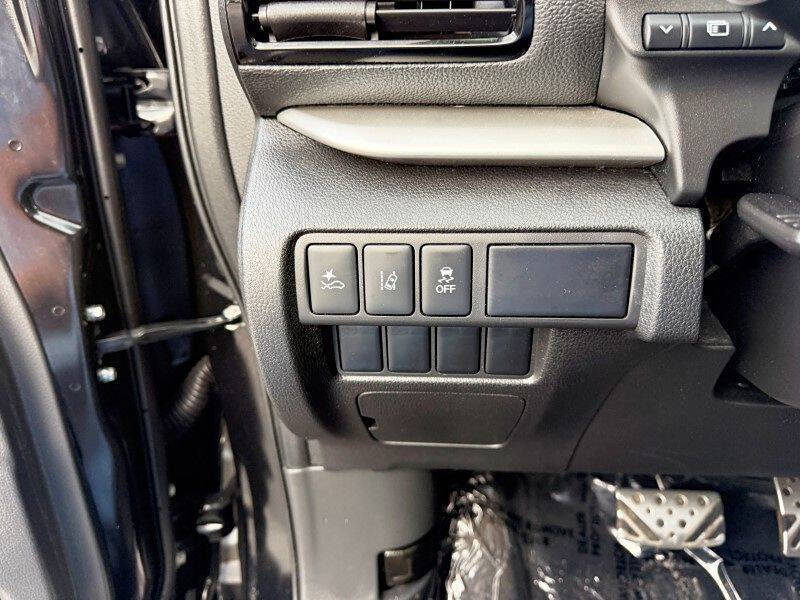 2022 Mitsubishi Eclipse Cross ES