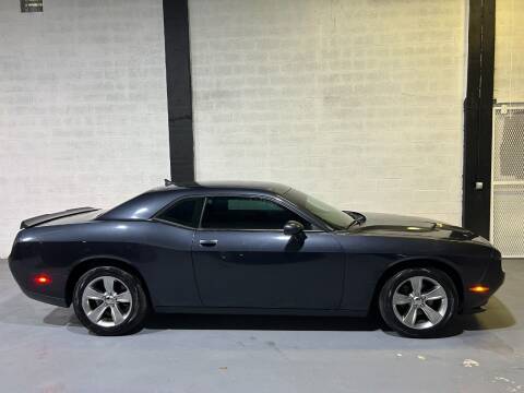 2018 Dodge Challenger for sale at Lamberti Auto Collection in Plantation FL