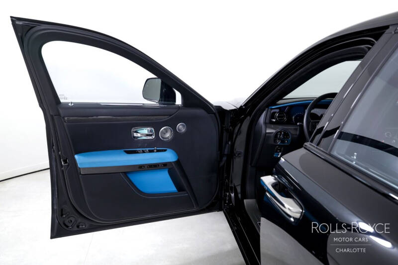 2022 Rolls-Royce Black Badge Ghost