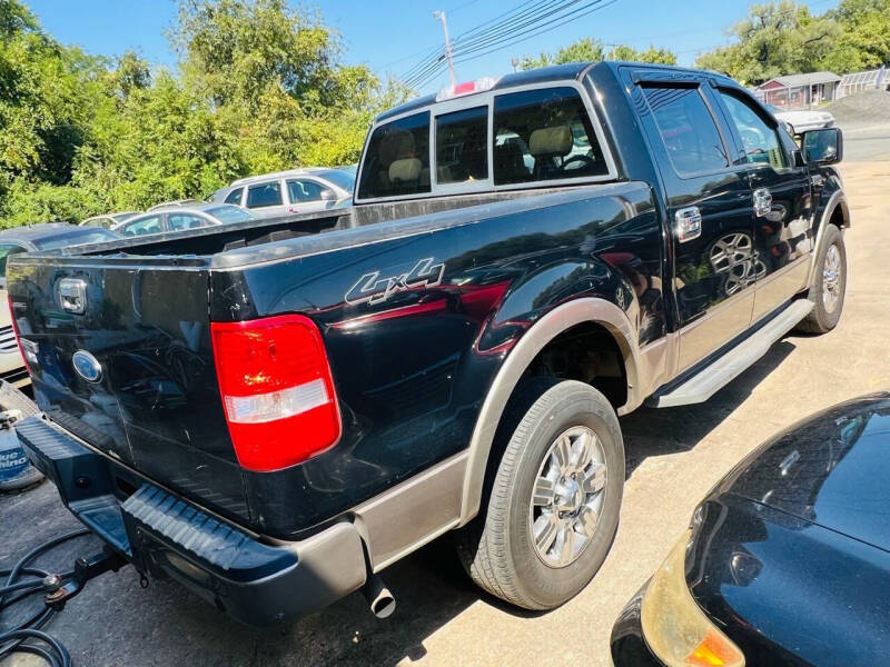 2004 Ford F-150 Lariat photo 5