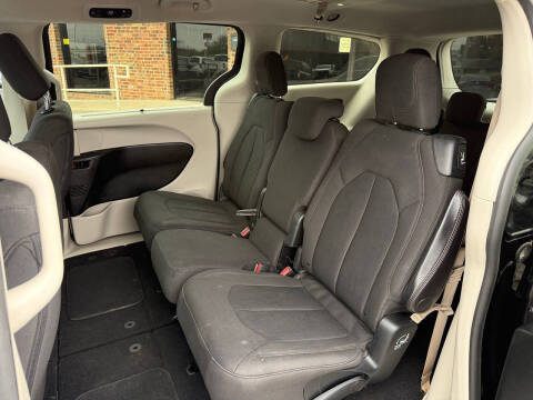 2018 Chrysler Pacifica Touring Plus