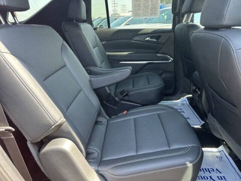 2024 Chevrolet Traverse LT