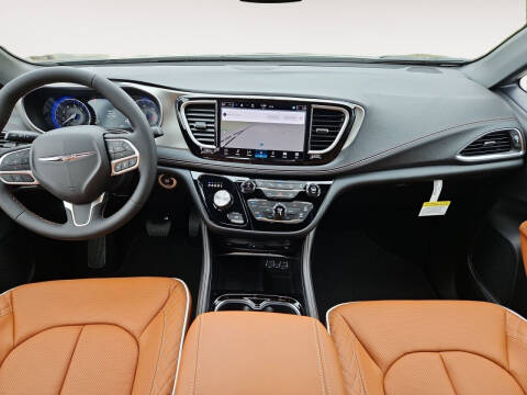 2024 Chrysler Pacifica Pinnacle