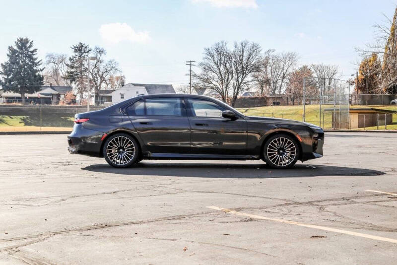 2025 BMW 7 Series 760i xDrive