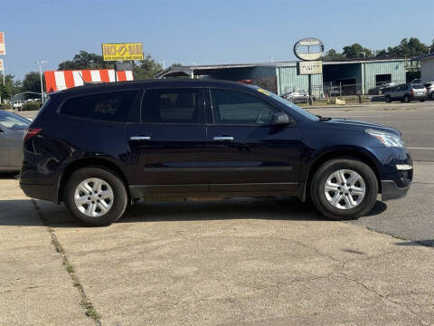 2017 Chevrolet Traverse LS