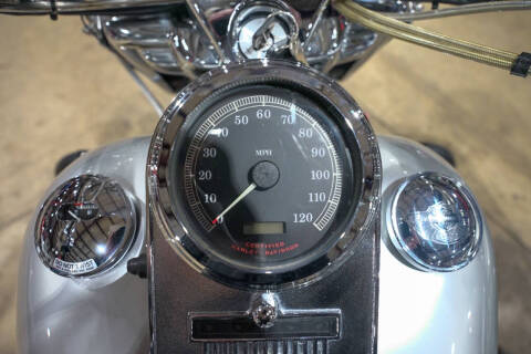 2003 Harley-Davidson FLH