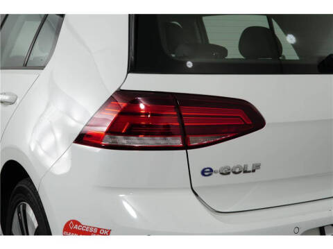 2017 Volkswagen e-Golf SEL Premium