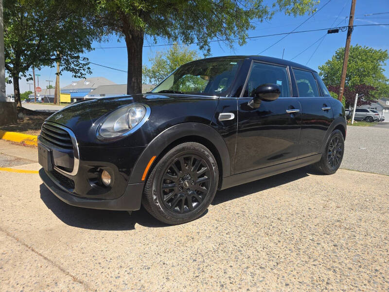 2018 MINI Hardtop 4 Door Cooper