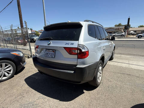 2005 BMW X3 2.5i