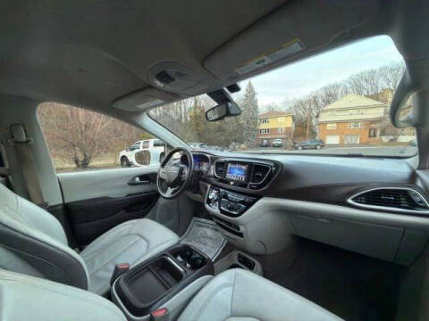 2018 Chrysler Pacifica Touring L