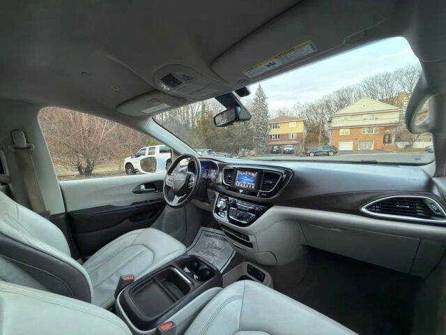2018 Chrysler Pacifica Touring L