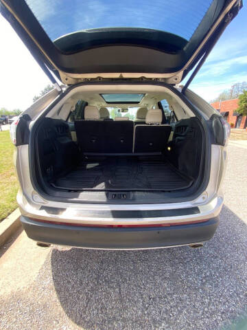 2017 Ford Edge Titanium