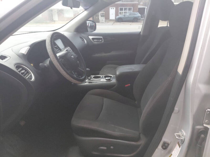 2014 Nissan Pathfinder SV