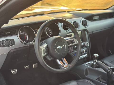 2015 Ford Mustang EcoBoost Premium