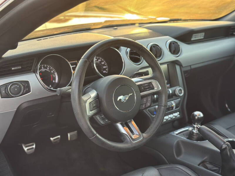 2015 Ford Mustang EcoBoost Premium