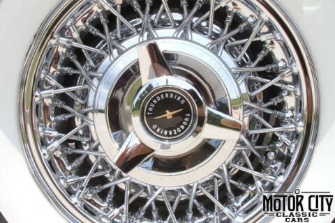 1957 Ford Thunderbird