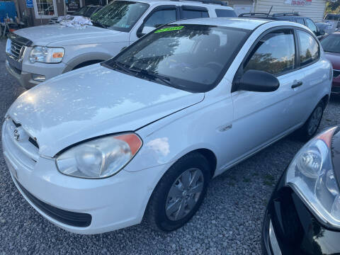 2009 Hyundai Accent for sale at Trocci's Auto Sales in West Pittsburg PA