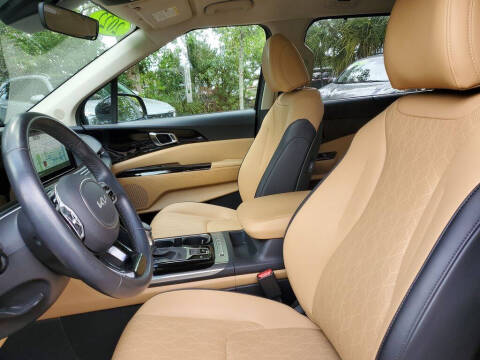 2022 Kia Carnival EX