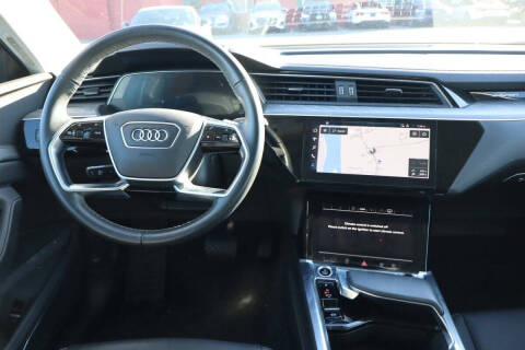 2024 Audi Q8 e-tron quattro Premium Plus