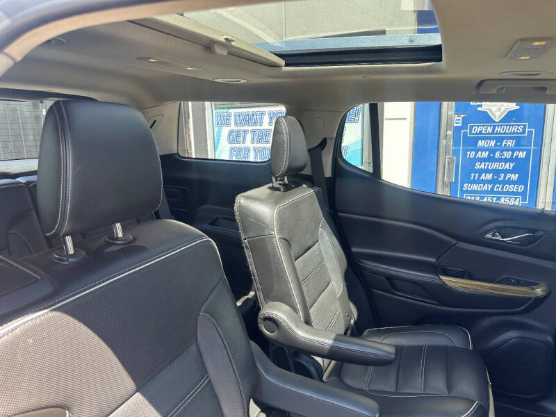 2019 GMC Acadia Denali