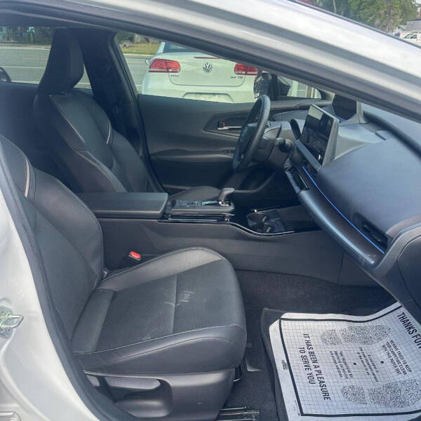 2023 Toyota Prius XLE