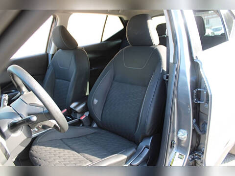 2022 Nissan Kicks SV