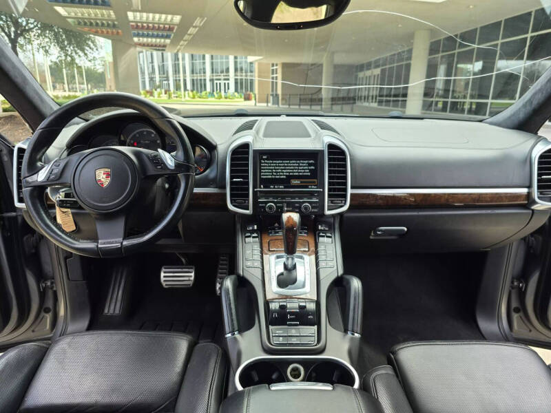 2011 Porsche Cayenne Turbo