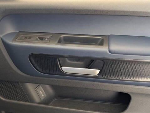 2025 Volkswagen ID. Buzz Pro S Plus
