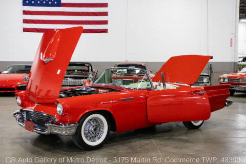 1957 Ford Thunderbird
