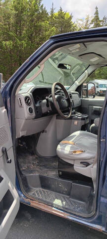 2013 Ford E-Series E-350 SD