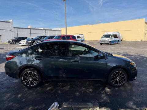 2015 Toyota Corolla LE