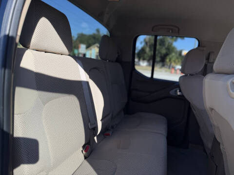 2005 Nissan Frontier SE