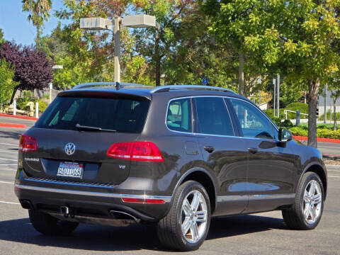 2015 Volkswagen Touareg V6 Executive