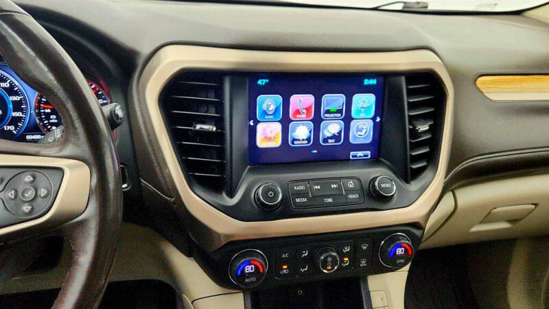2019 GMC Acadia Denali