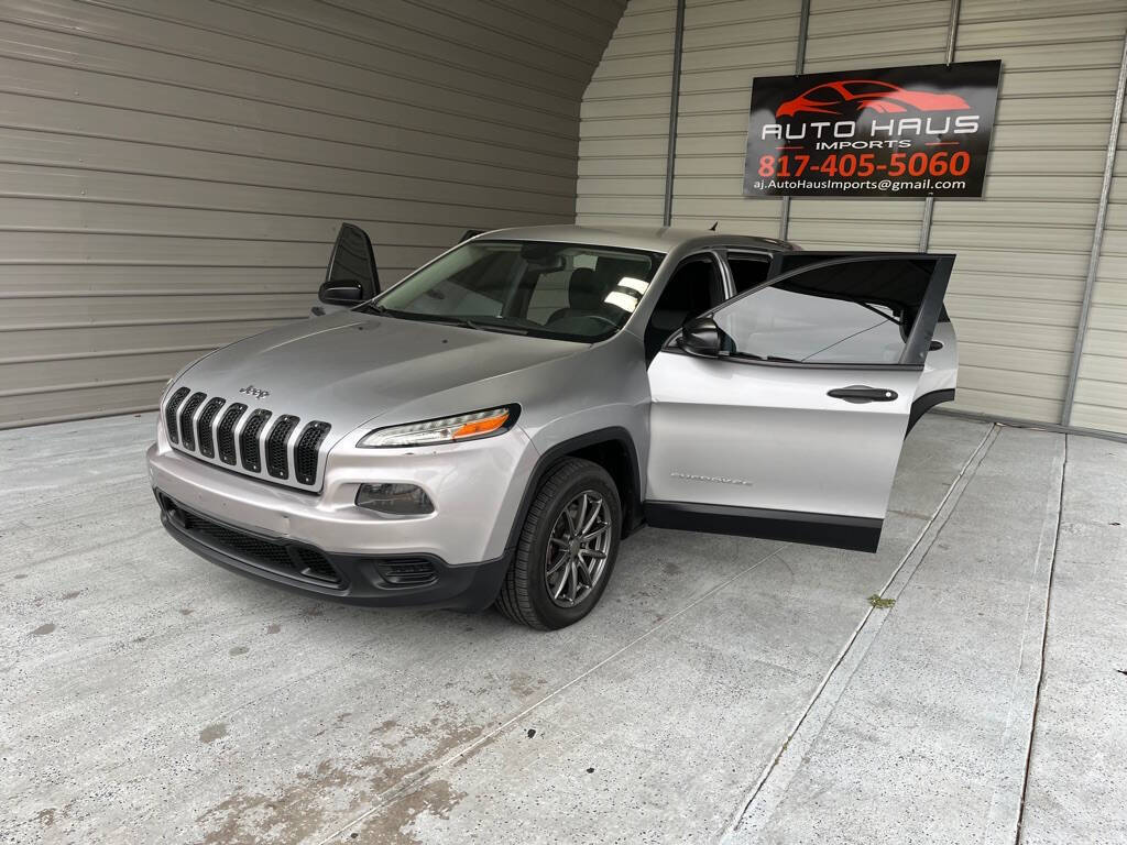 2014 Jeep Cherokee for sale at Auto Haus Imports in Grand Prairie, TX