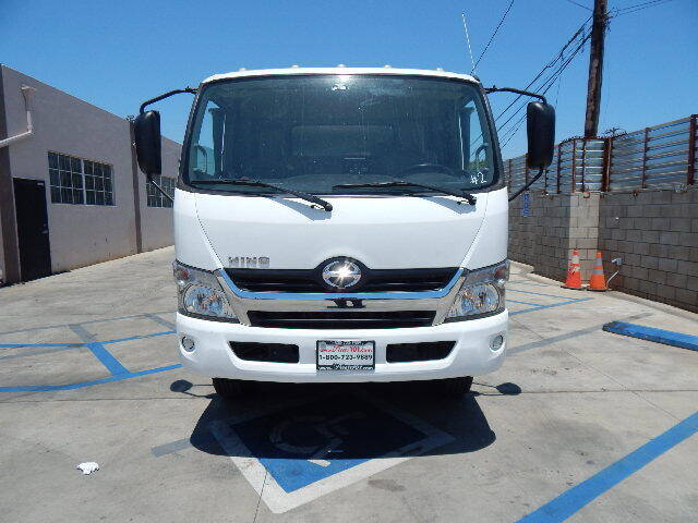 2013 Hino 195