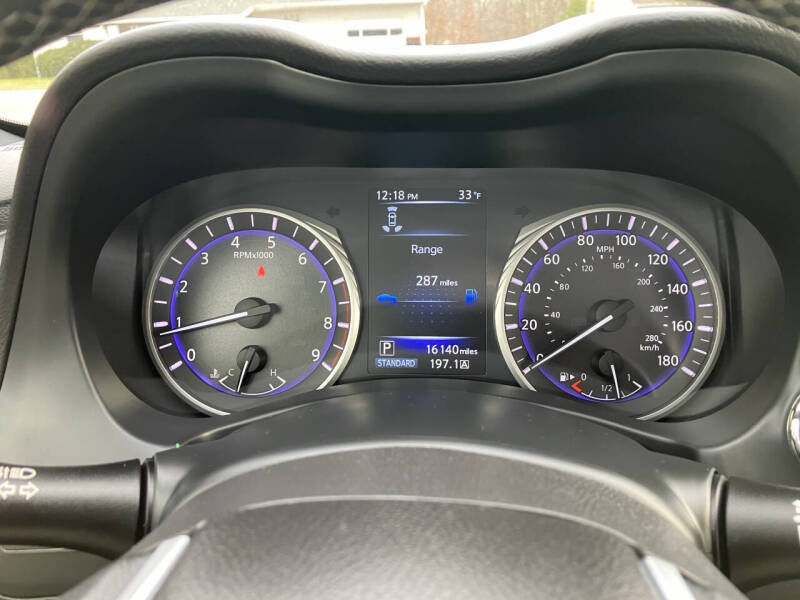 2017 Infiniti Q60 Red Sport 400