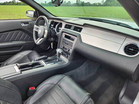 2012 Ford Mustang V6 Premium